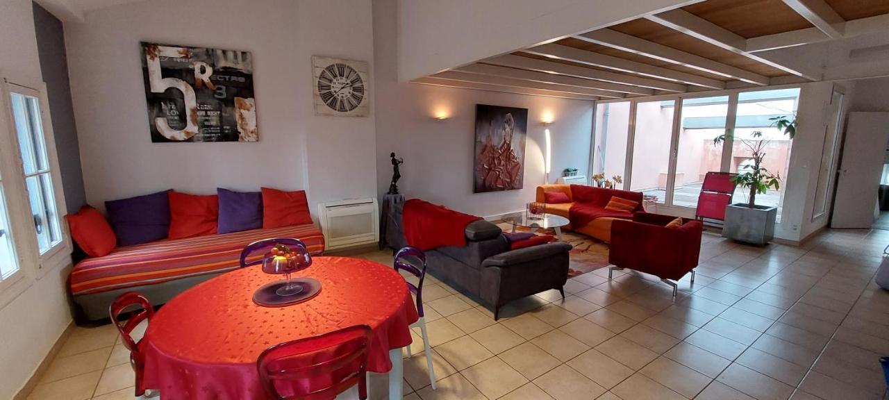Le Loft De La Robine 110M2 Apartment Narbonne Bagian luar foto